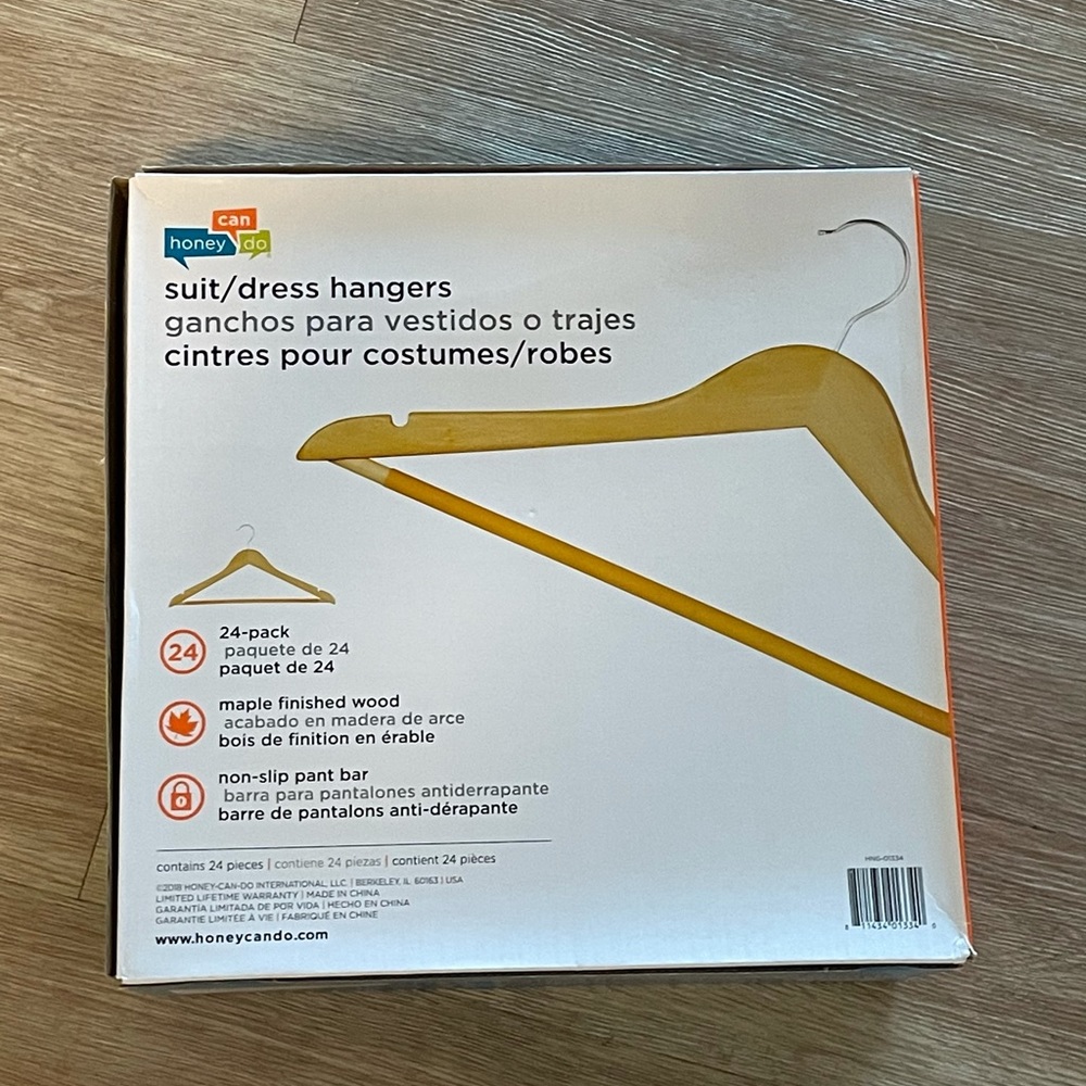Honey-Can-Do Wood Hangers (24 Pack)